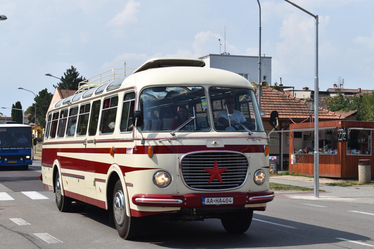 Veterán bus Kříž - ročník 2025 ve fotogalerii