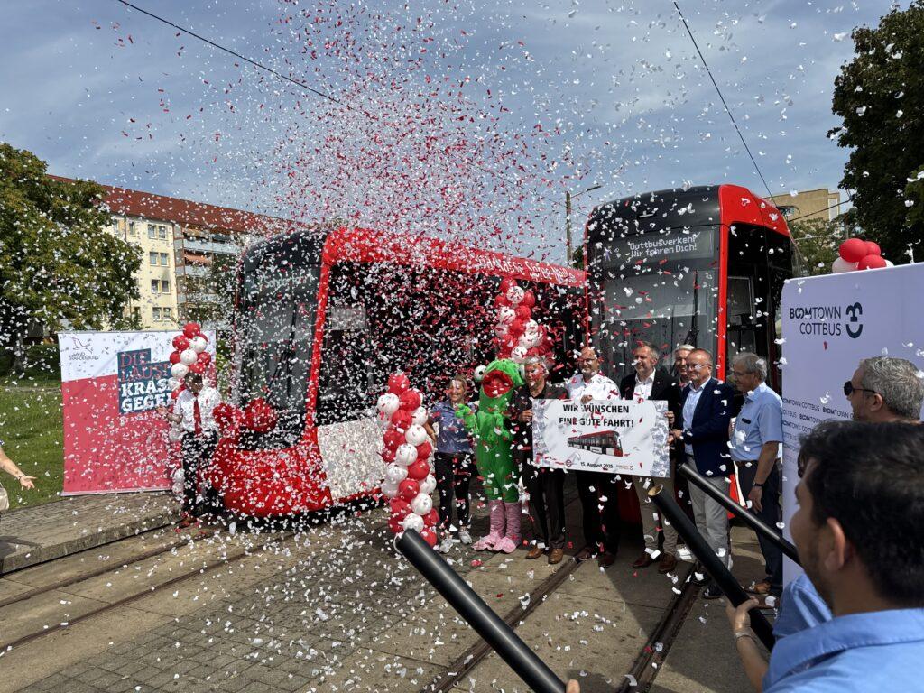 V Chotěbuzi zahájily provoz nové tramvaje Škoda ForCity Plus 47T 
