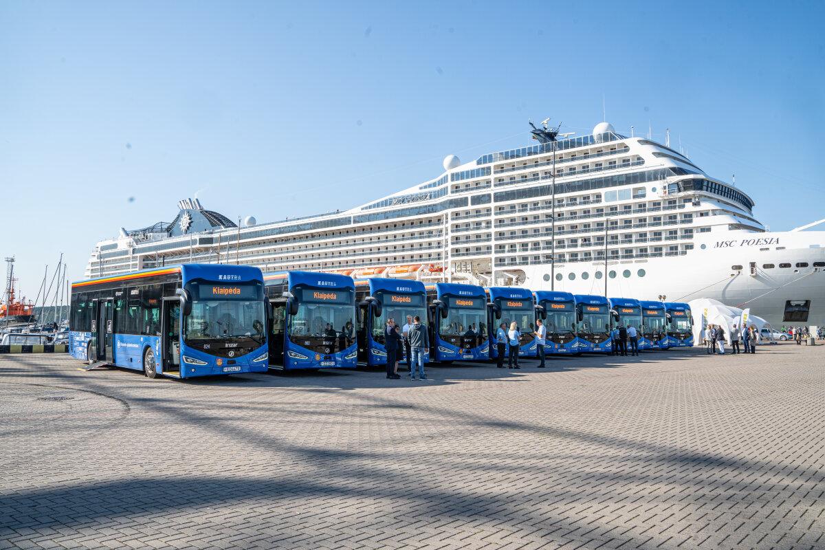 Litevská Klaipėda se 40 elektrickými autobusy Irizar