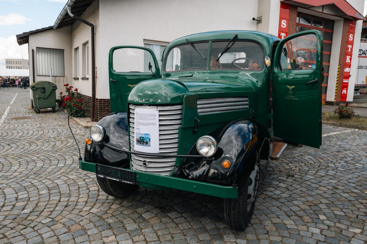 Ve ZDARU jezdil na Dni otevřených dveří i autonomní minibus