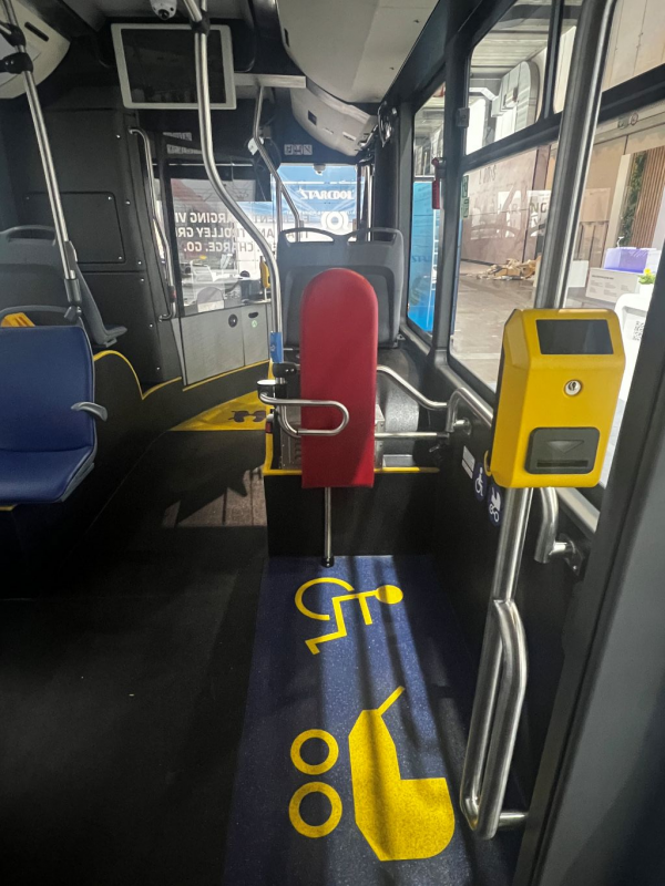 Pražský elektrobus SOR ENS 12 v Bruselu 
