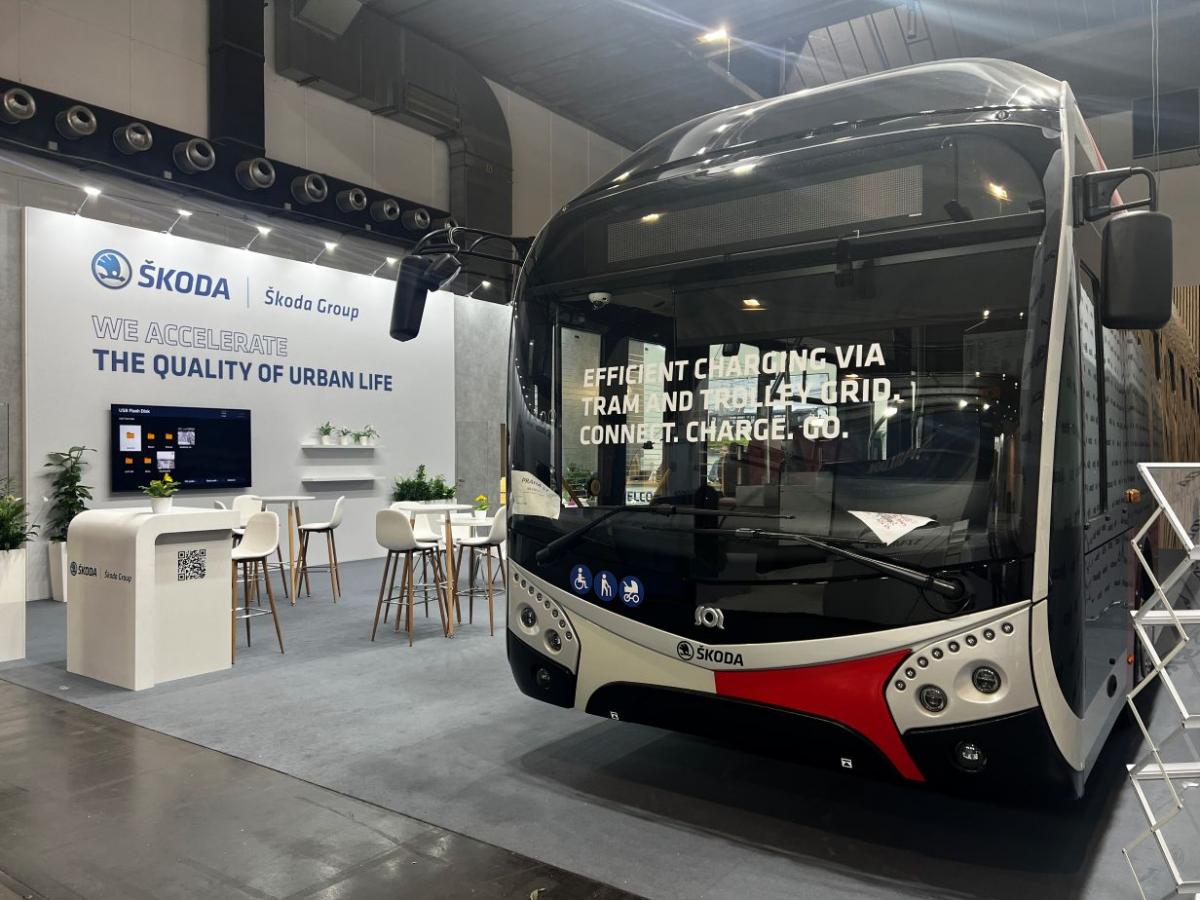 Pražský elektrobus SOR ENS 12 v Bruselu 