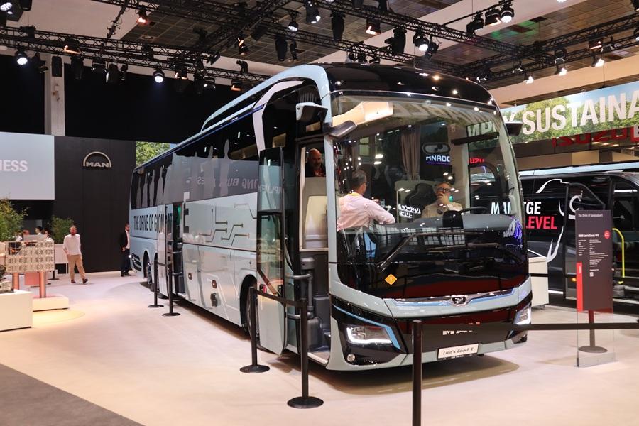 Nový MAN eCoach získal ocenění &quot;Udržitelný autokar 2026&quot;