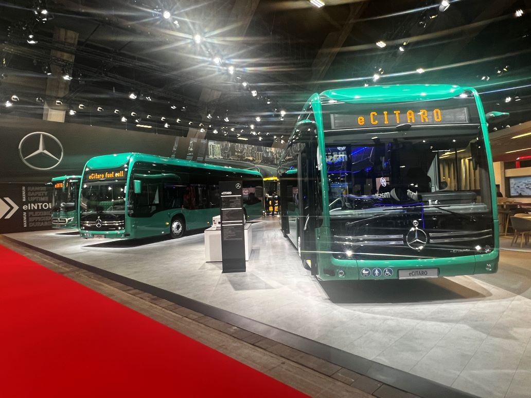 Světová premiéra na Busworld: Mercedes-Benz eIntouro