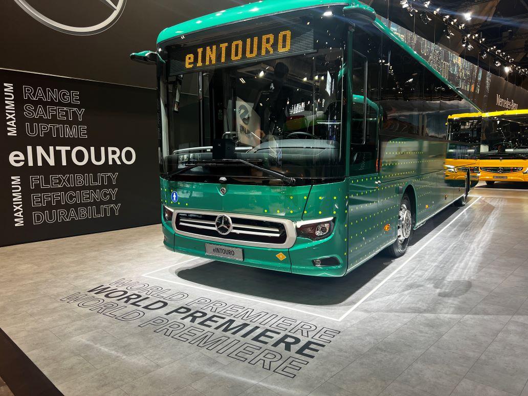 Světová premiéra na Busworld: Mercedes-Benz eIntouro 