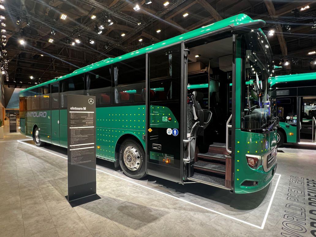 Světová premiéra na Busworld: Mercedes-Benz eIntouro