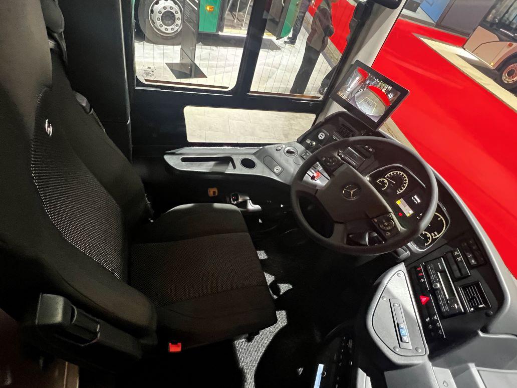 Světová premiéra na Busworld: Mercedes-Benz eIntouro