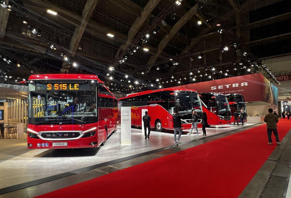 Světová premiéra na Busworld: Mercedes-Benz eIntouro
