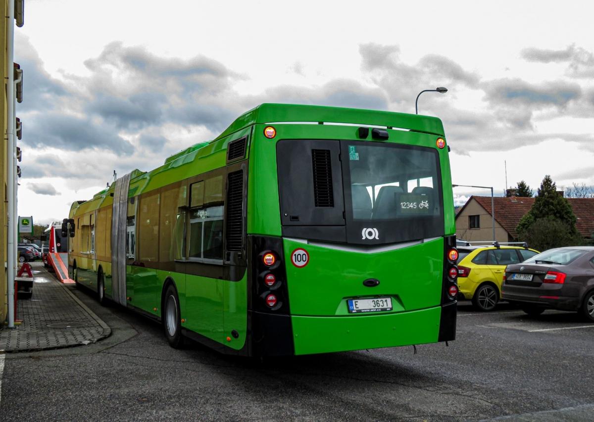 Nové kloubové autobusy SOR NS 18 pro Dopravu Ústeckého kraje