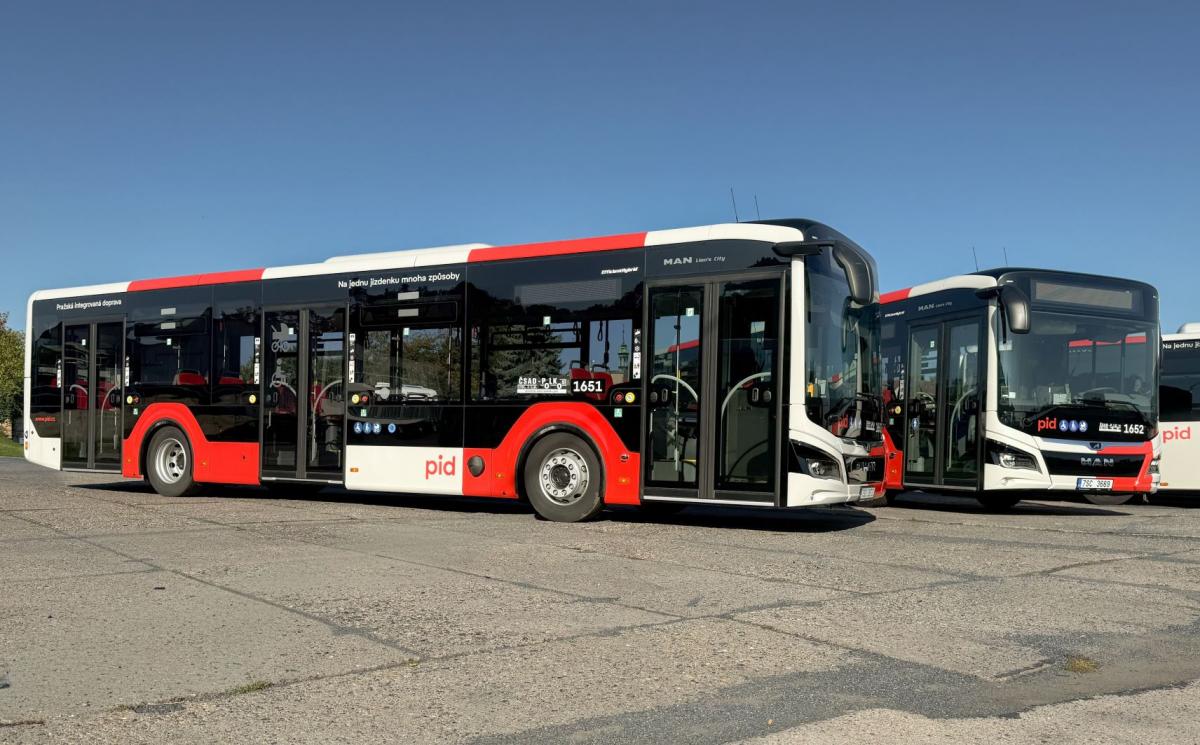 ČSAD Polkost rozšířil flotilu o hybridní autobusy MAN