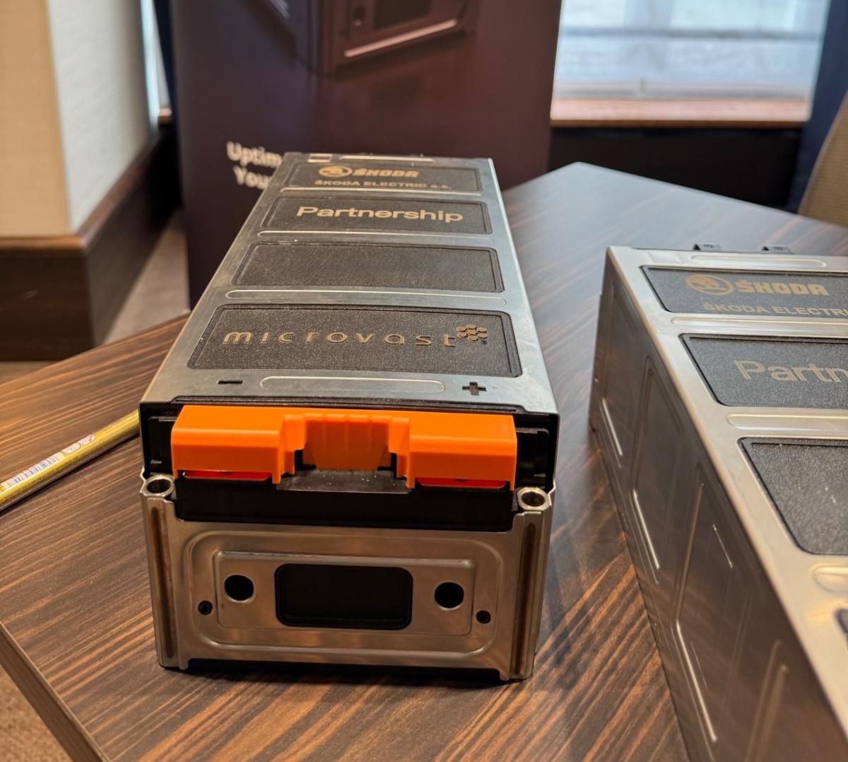 Škoda Group a Microvast budou vyrábět bateriové systémy pro hromadnou dopravu