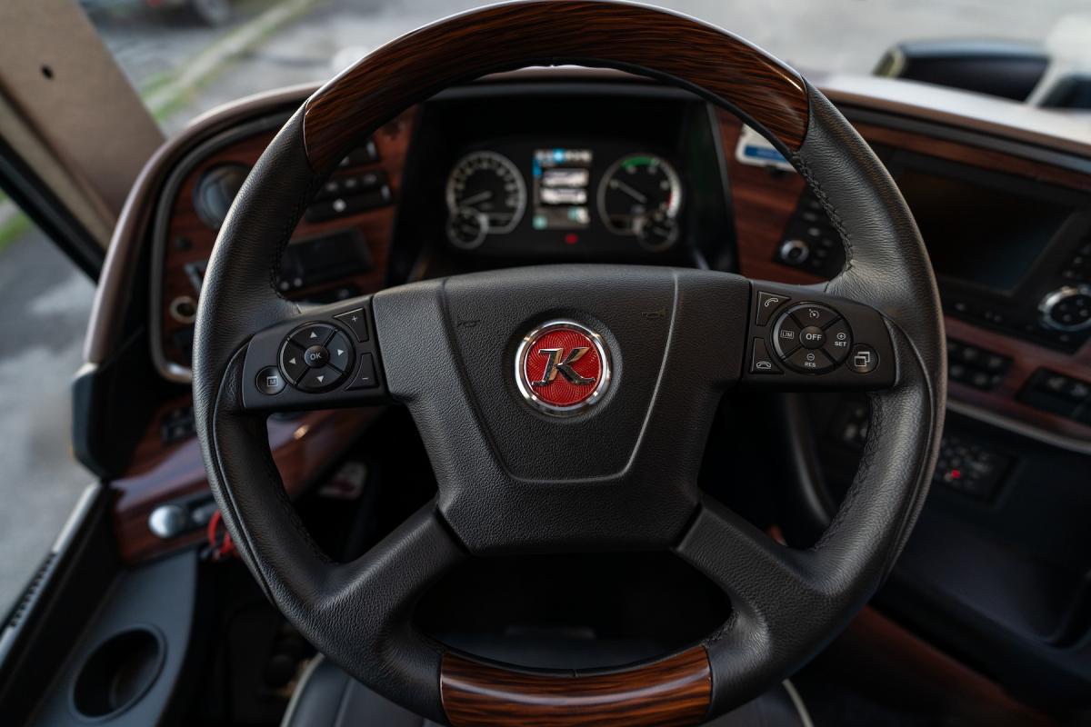 Jedinečný koráb na lince do Švýcarska