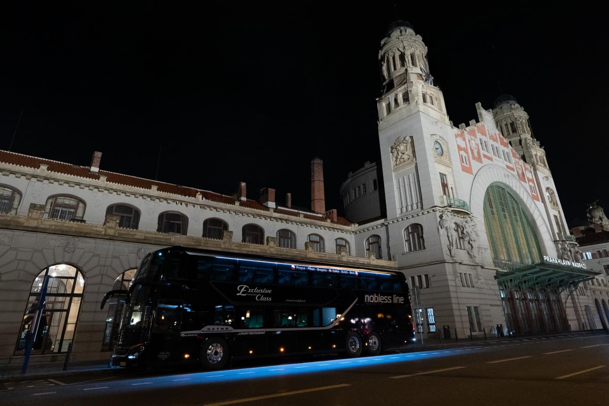 Jedinečný koráb na lince do Švýcarska