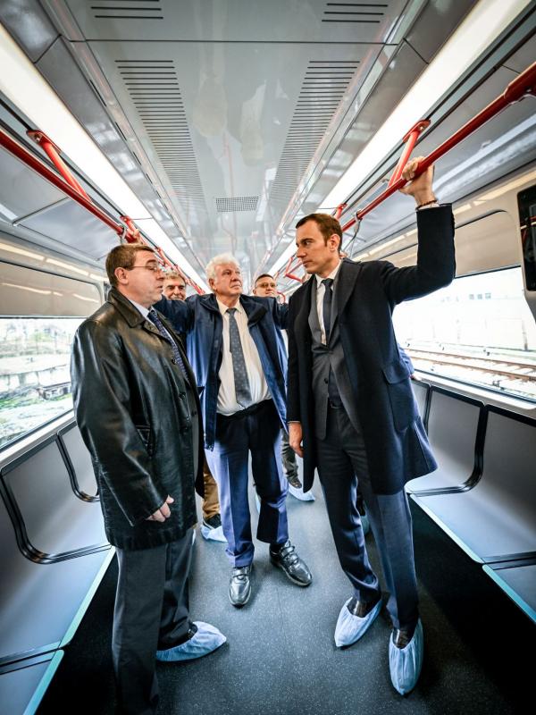 V Sofii přestavili první z nových vlaků metra od Škody
