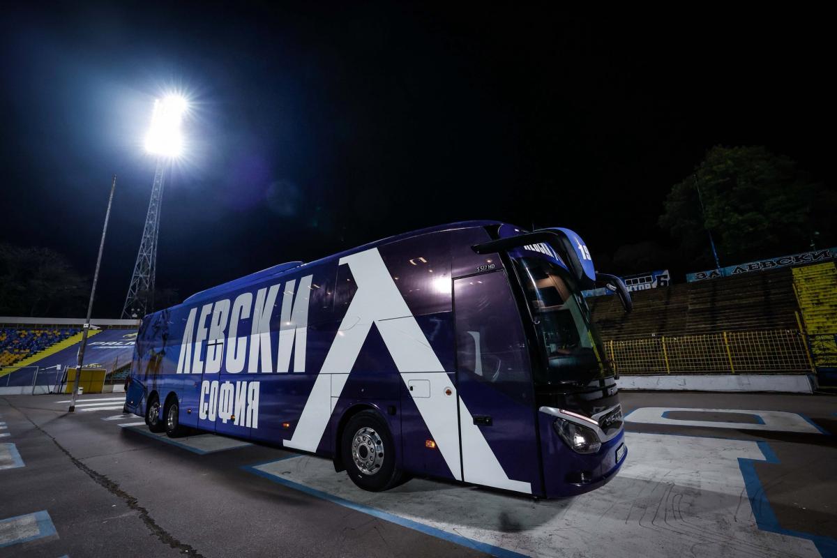 Nový týmový autobus Setra pro bulharského fotbalového rekordmana