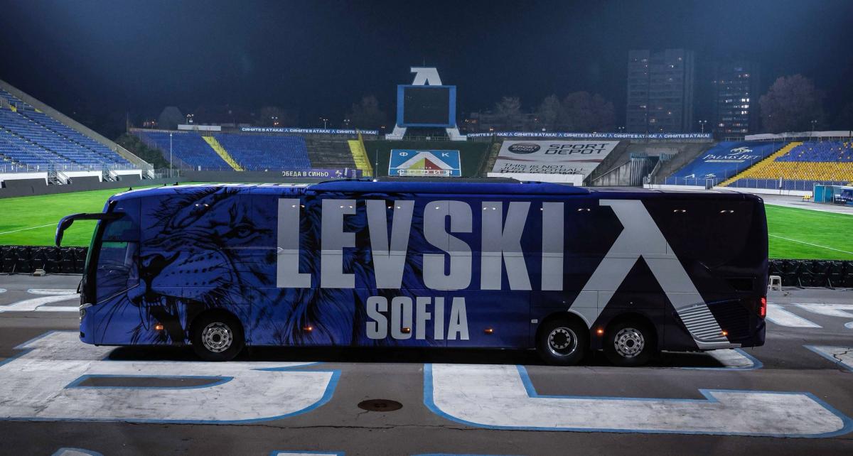 Nový týmový autobus Setra pro bulharského fotbalového rekordmana