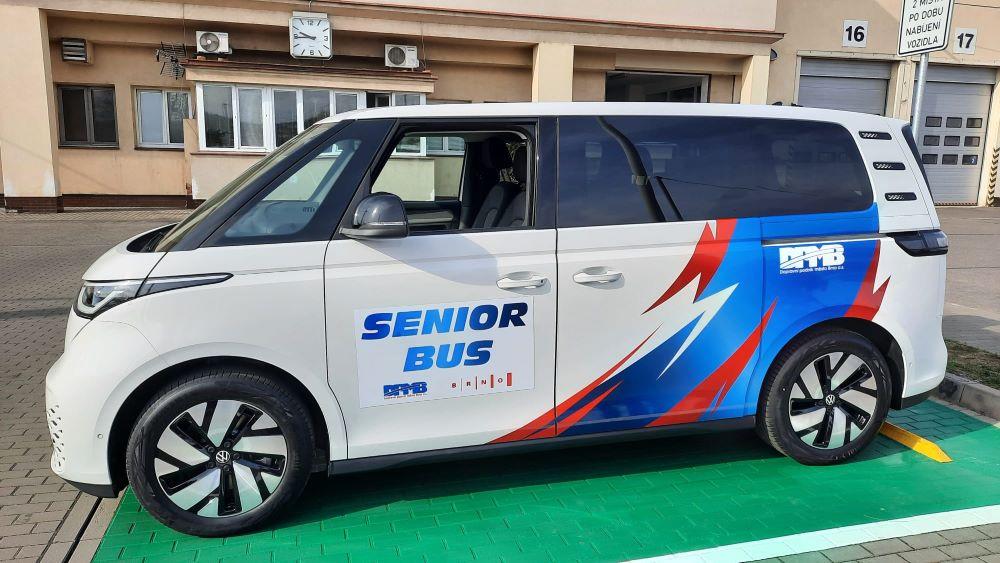 Seniorbus v Brně s novými elektrovozy