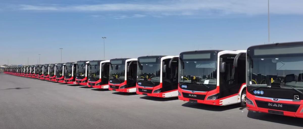 Dubajská veřejná doprava výrazně posiluje díky 250 novým autobusům