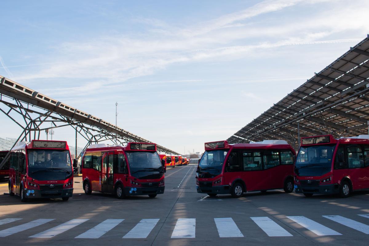 Znovu Sevilla, tentokrát 63 nových autobusů