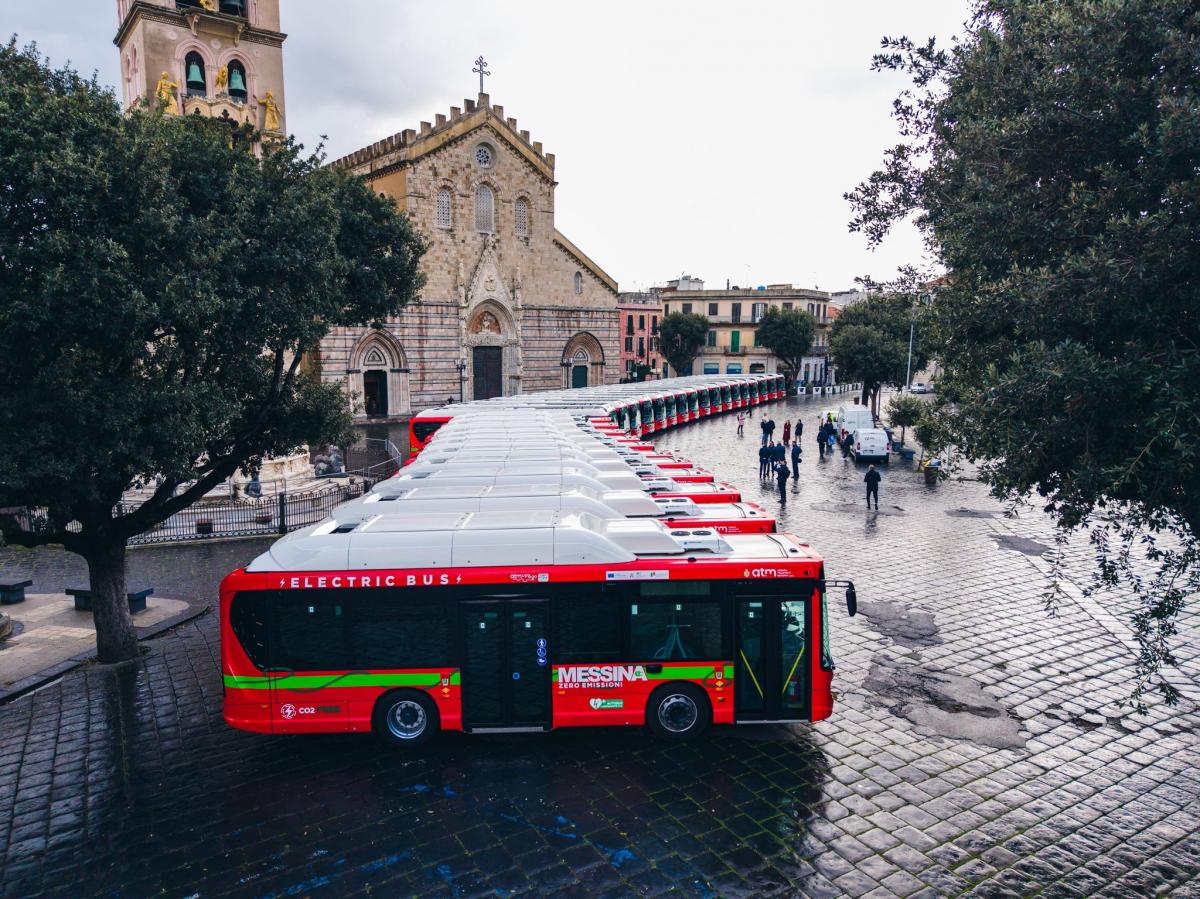 Sicilská Messina rozšířila vozový park o dvacet devět autobusů Iveco E-Way
