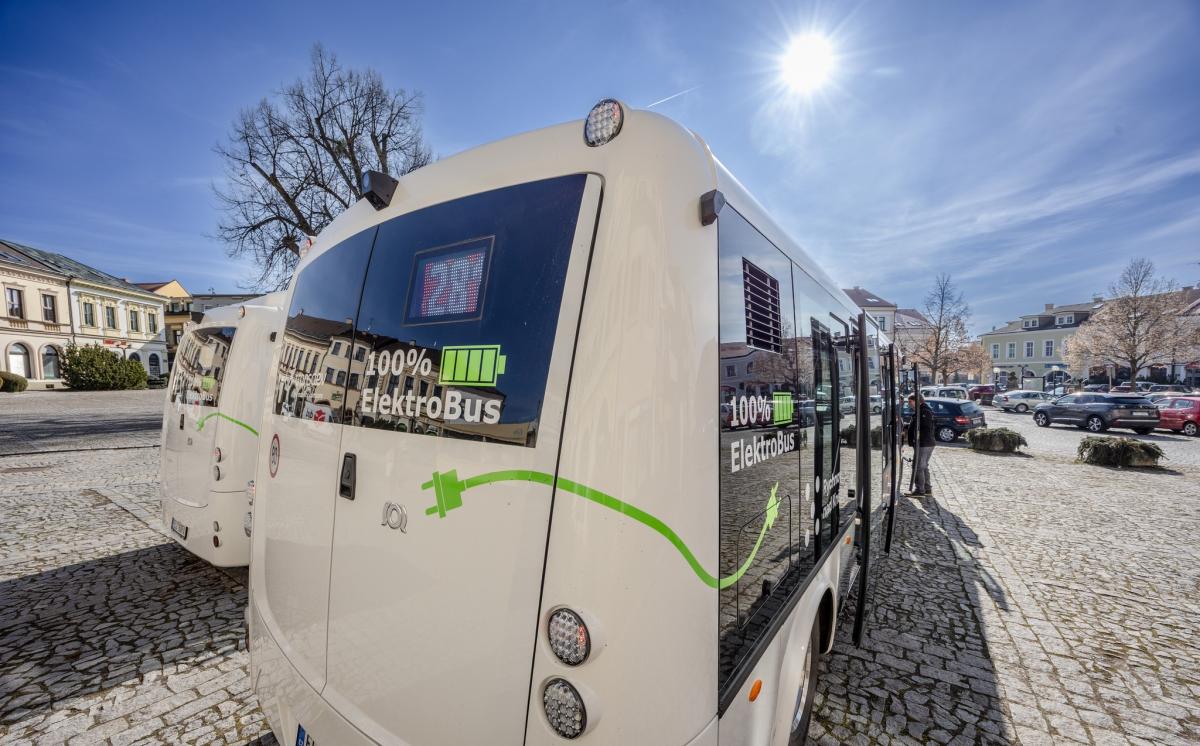 V Rychnově nad Kněžnou vymění dieselové autobusy za elektrické