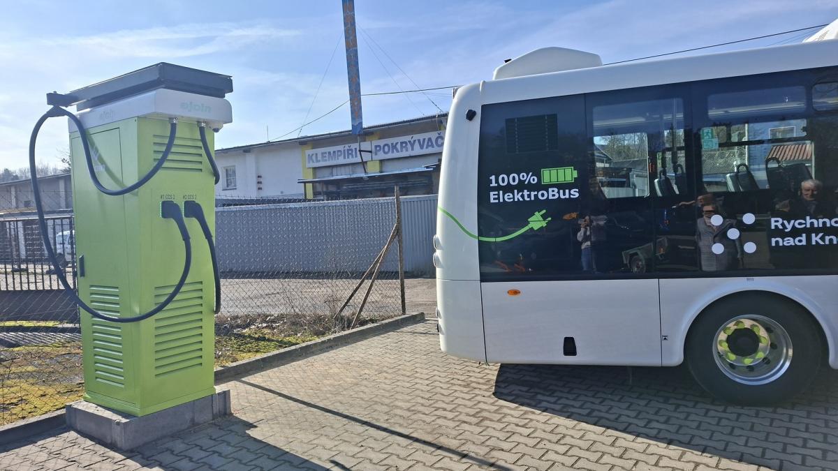 V Rychnově nad Kněžnou vymění dieselové autobusy za elektrické