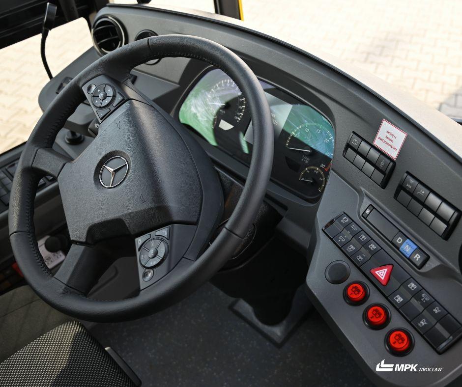 Revoluce ve Vratislavi – 100 nových autobusů Mercedes-Benz 