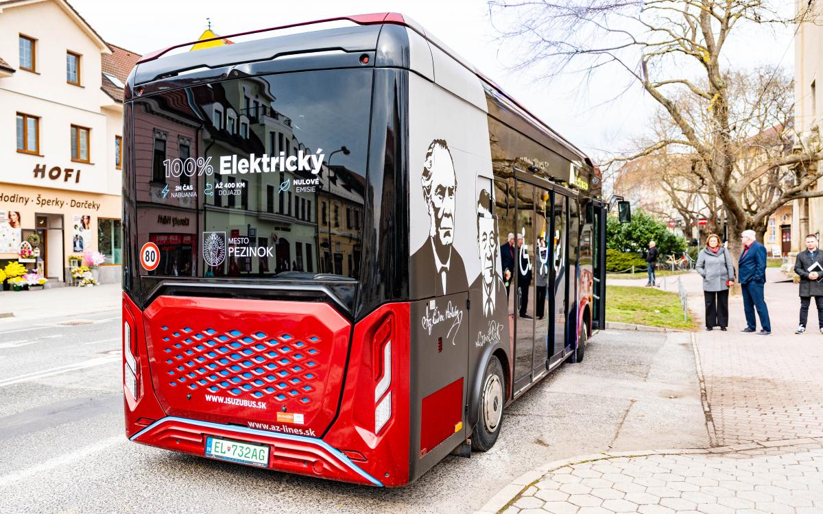 Slovenský Pezinok chystá novou elektrickou autobusovou dopravu