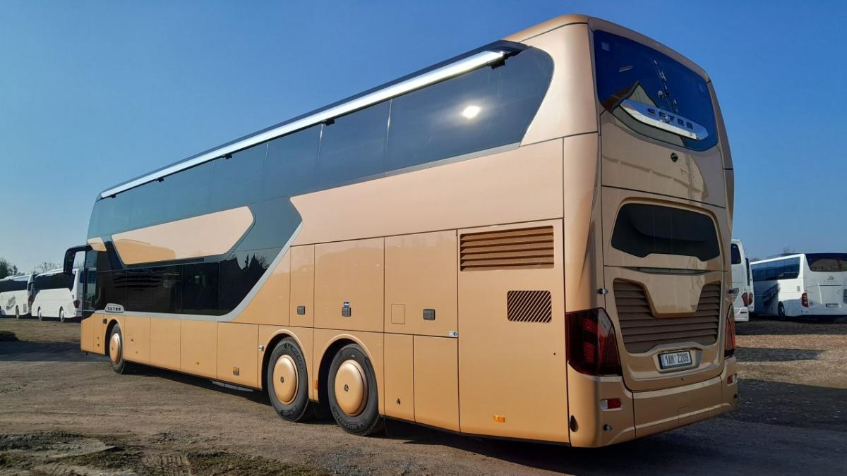 Vega Tour letos převezme třicet nových autokarů 