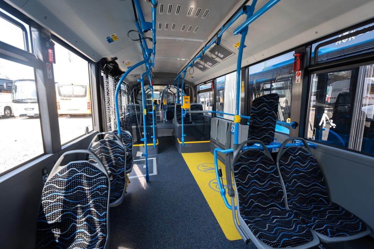 V Budapešti začaly testovací jízdy zbrusu nových elektrobusů BYD B19 