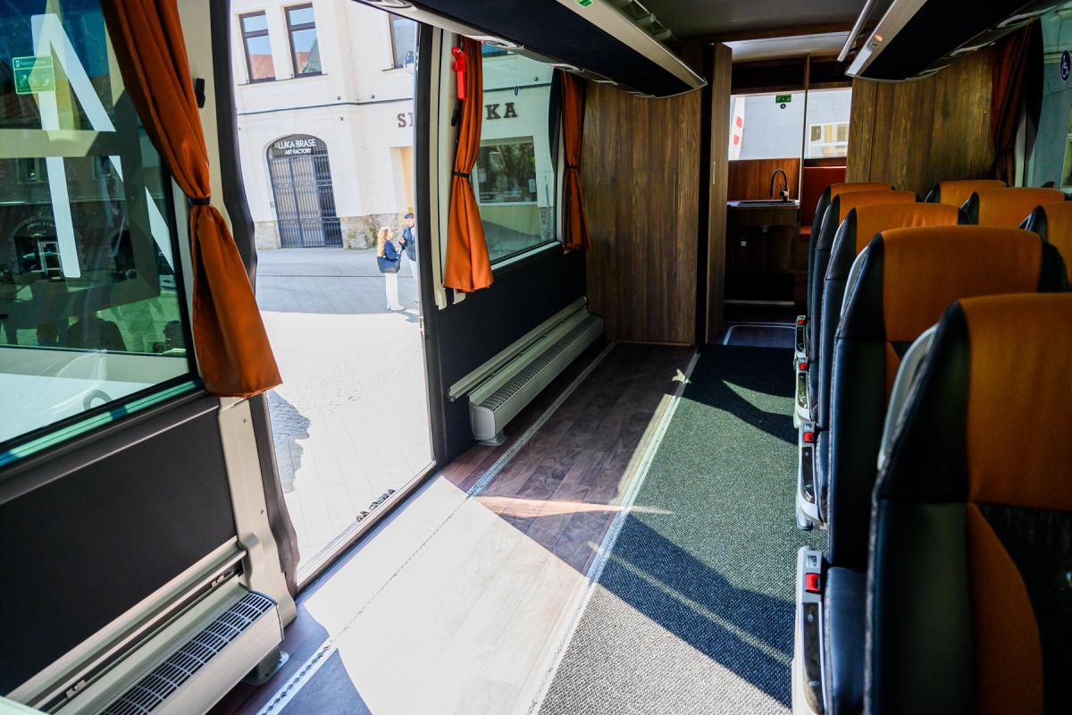 Jedinečný autobus pro para sportovce na Slovensku