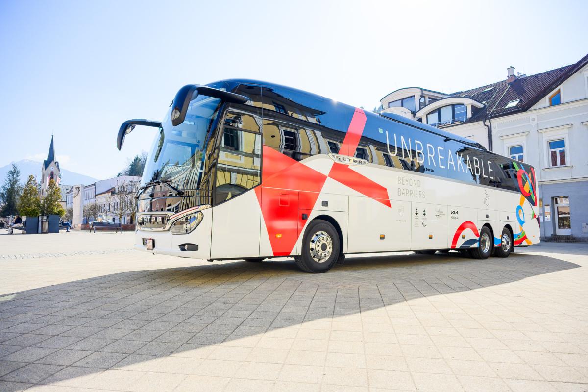 Jedinečný autobus pro para sportovce na Slovensku