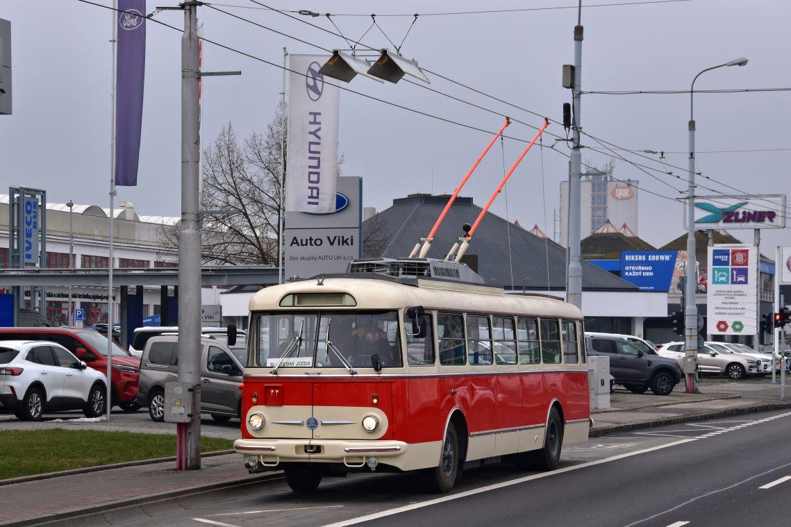 ZLINER vrací život autobusovým a trolejbusovým legendám