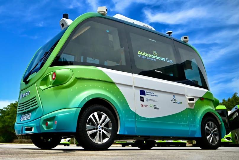 Malta rozšiřuje flotilu elektrobusů a chystá autonomní shuttlebus