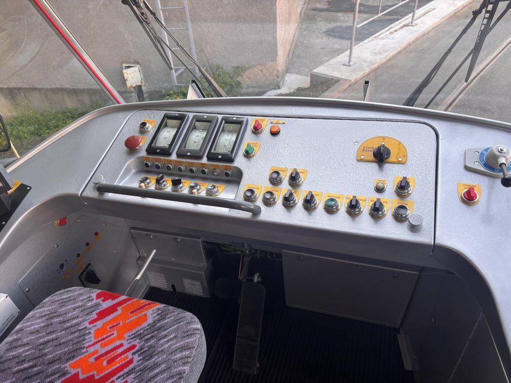 Pražský dopravní podnik si z Brna odváží první zrenovované tramvaje T3