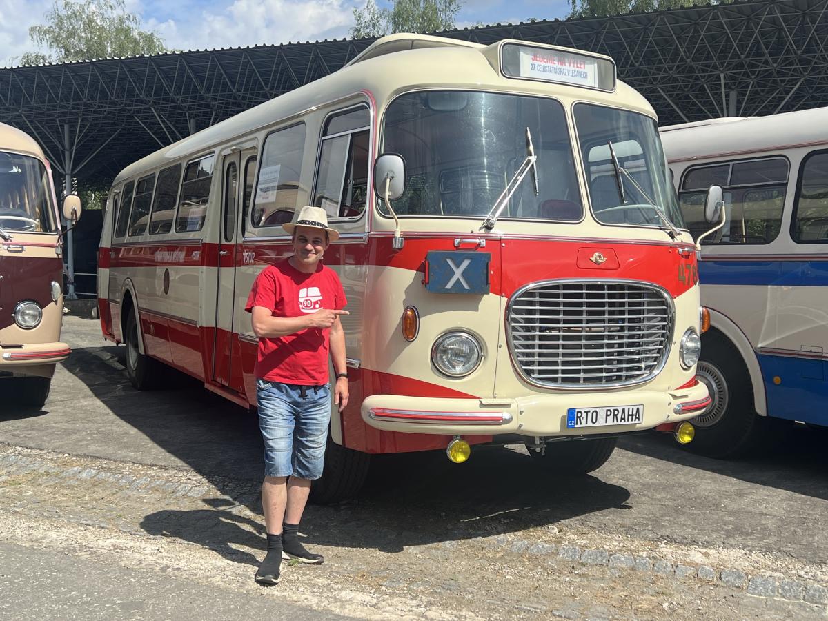 Na srazu v Lešanech se představily nově renovované vozy RTO