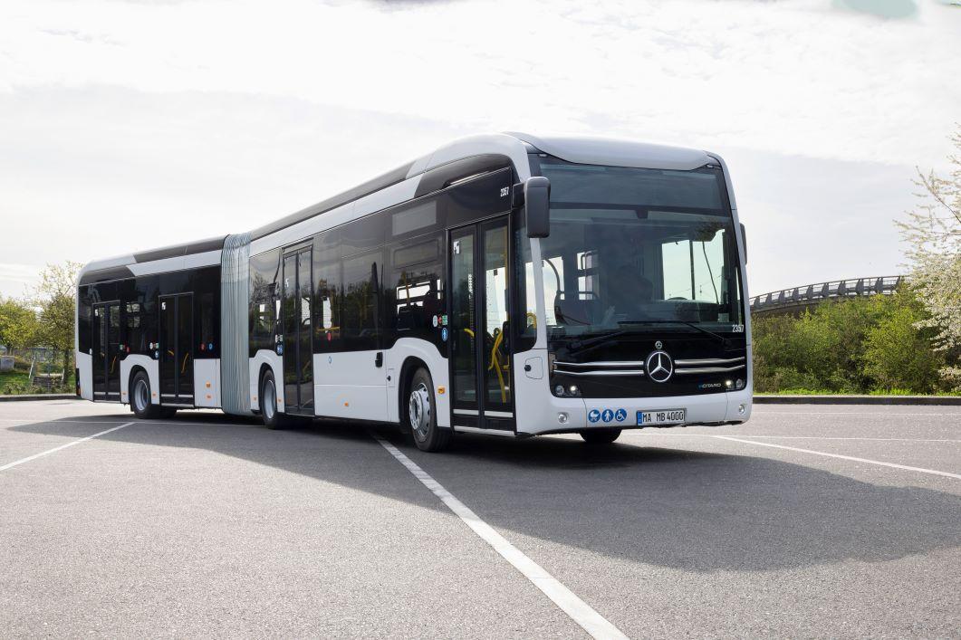  Kiel objednal 28 kloubových elektrobusů Mercedes-Benz eCitaro G
