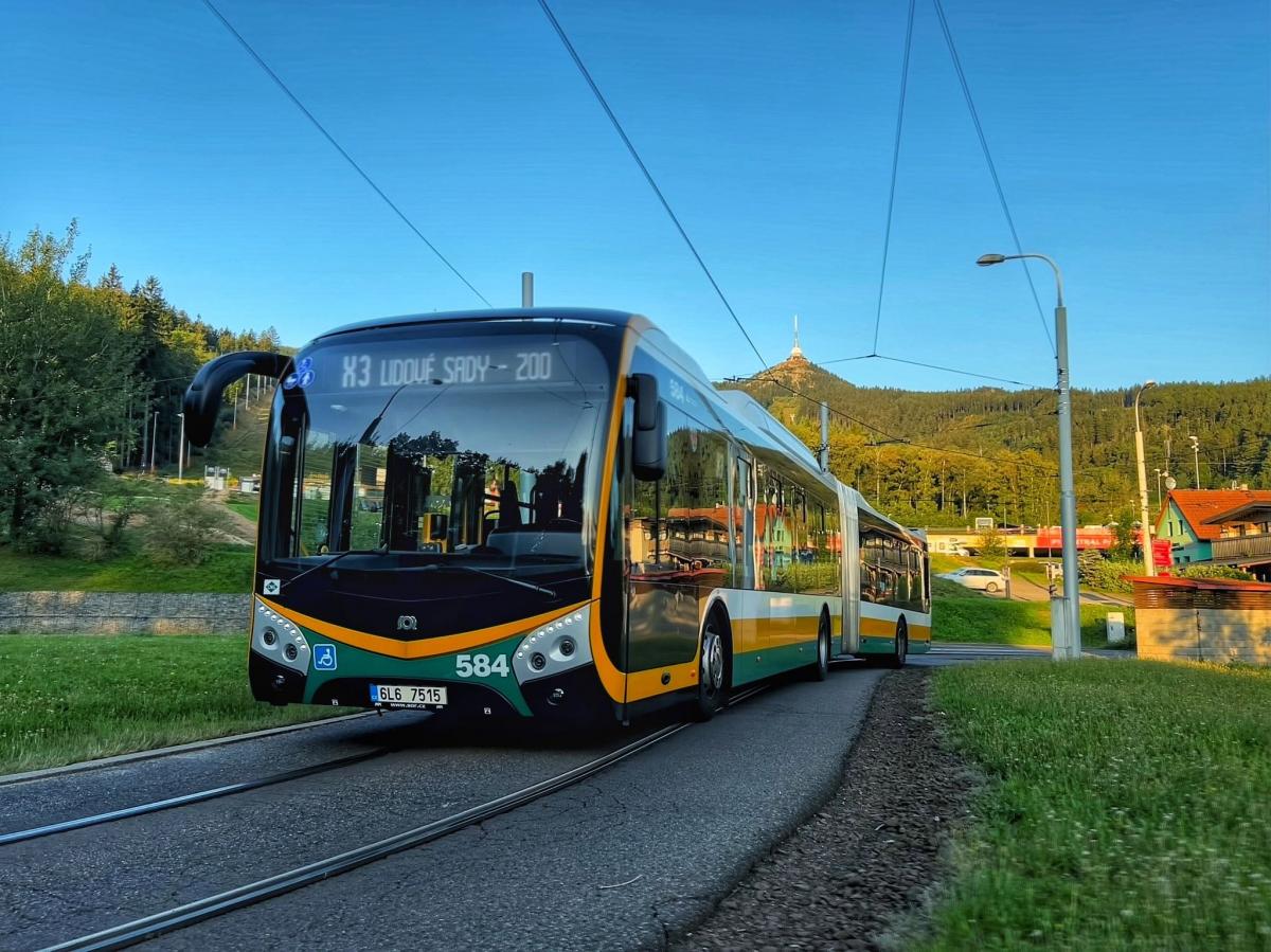 Liberecká MHD přechází do červené