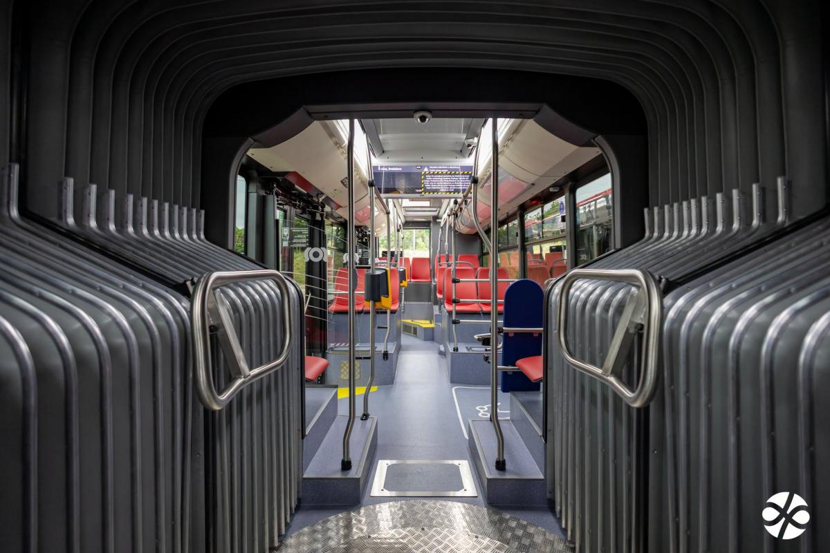 Dopravní podnik Bratislava zařadil do provozu prvních 18 autobusů SOR NS 18