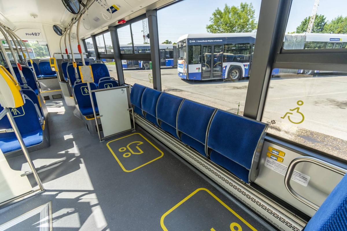 V Krakově zahájili provoz vodíkových autobusů NesoBus