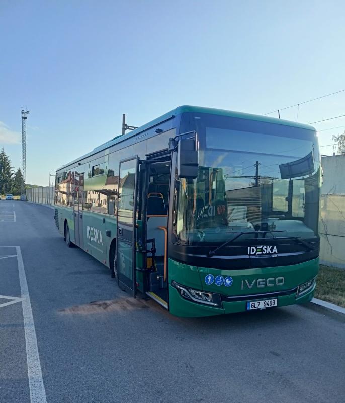 BusLine pořídil od ZLINER třináct nových autobusů IVECO CROSSWAY
