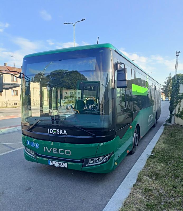 BusLine pořídil od ZLINER třináct nových autobusů IVECO CROSSWAY