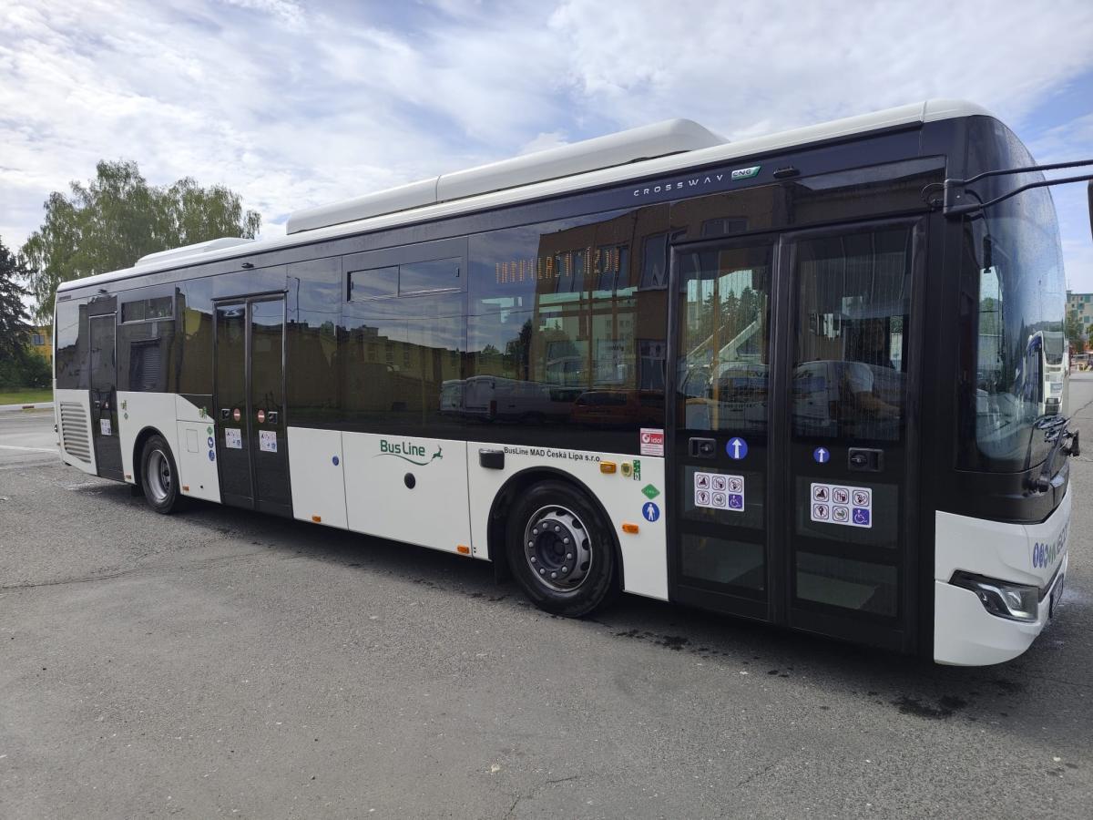 BusLine pořídil od ZLINER třináct nových autobusů IVECO CROSSWAY
