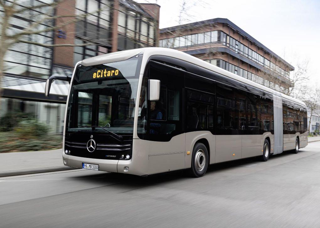 Curych objedná elektrobusy od Daimler a Yutong