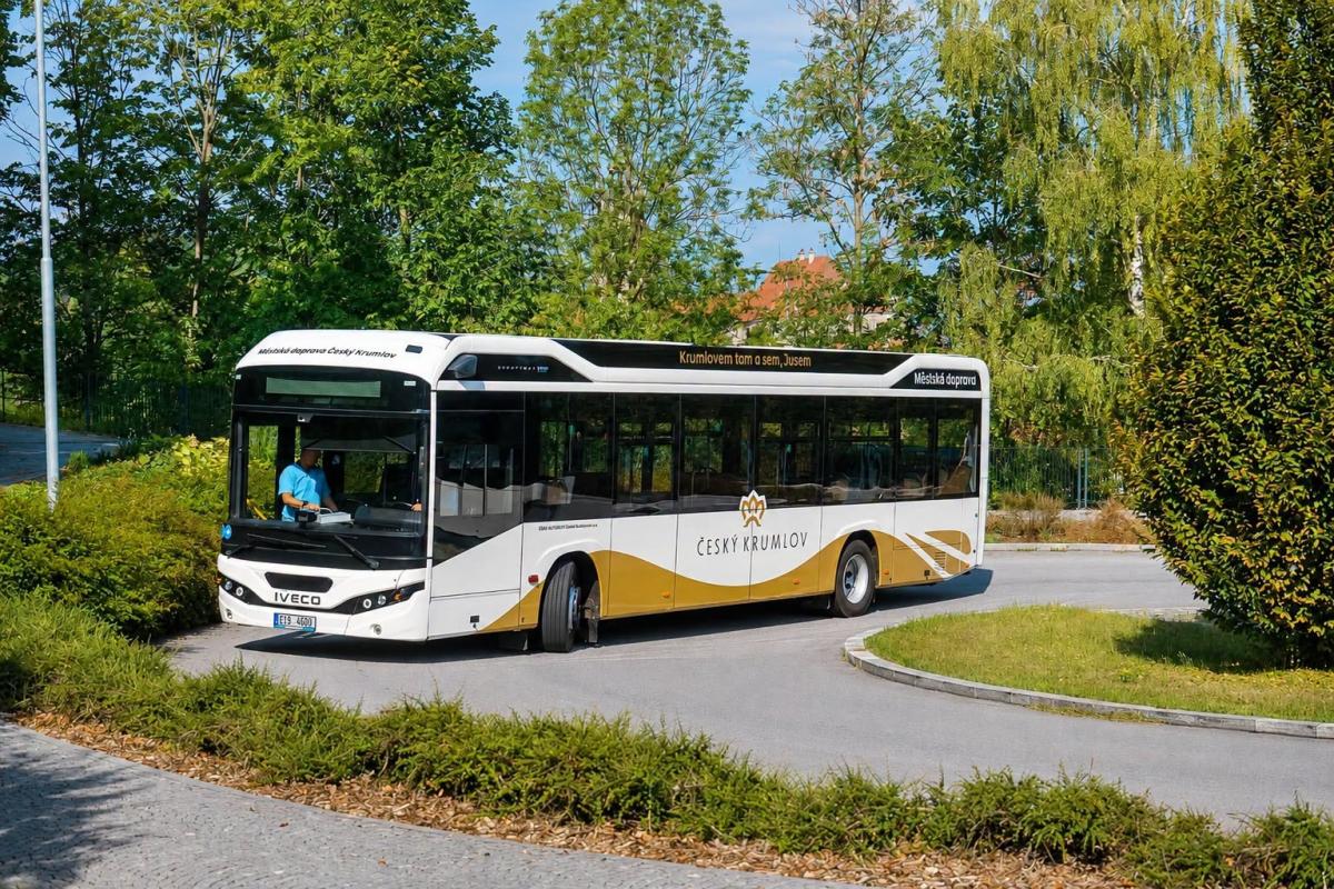 V Českém Krumlově vyjedou první elektrobusy