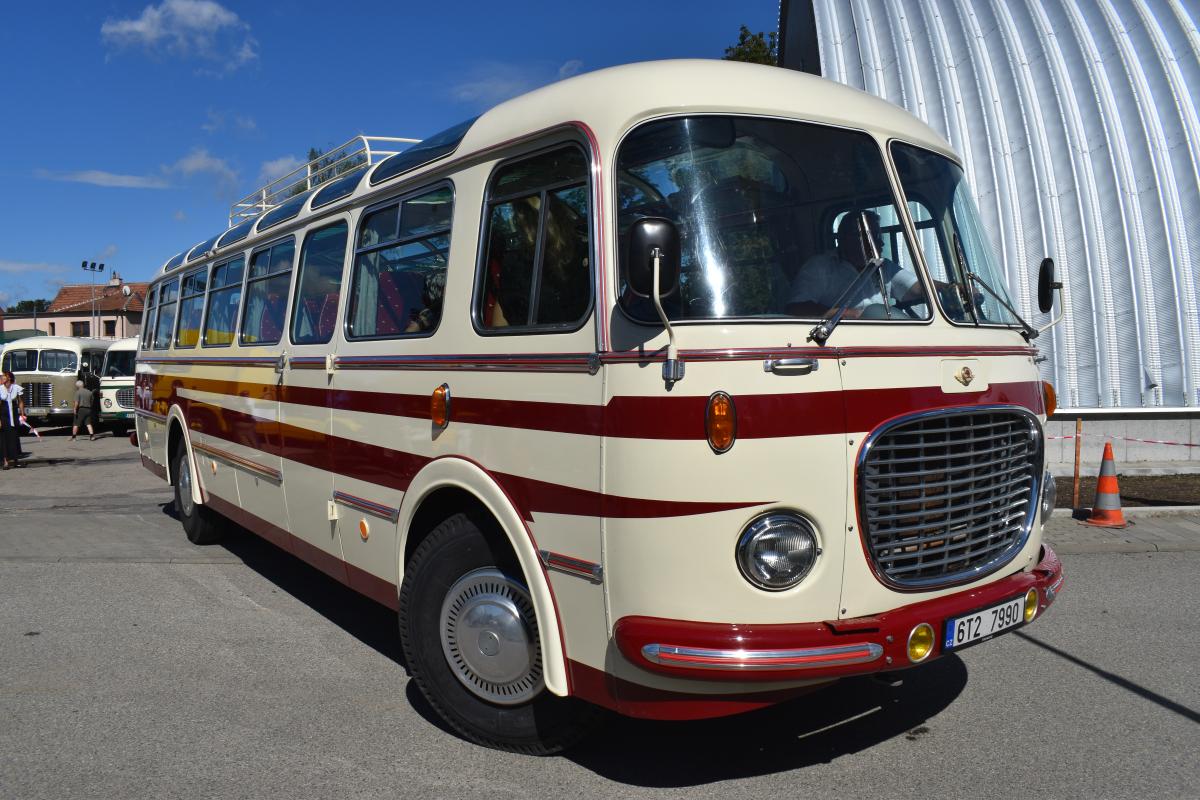 Veterán bus Kříž, už podeváté