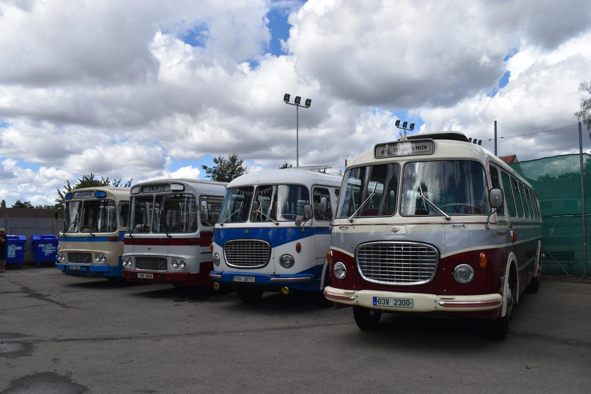 Veterán bus Kříž, už podeváté