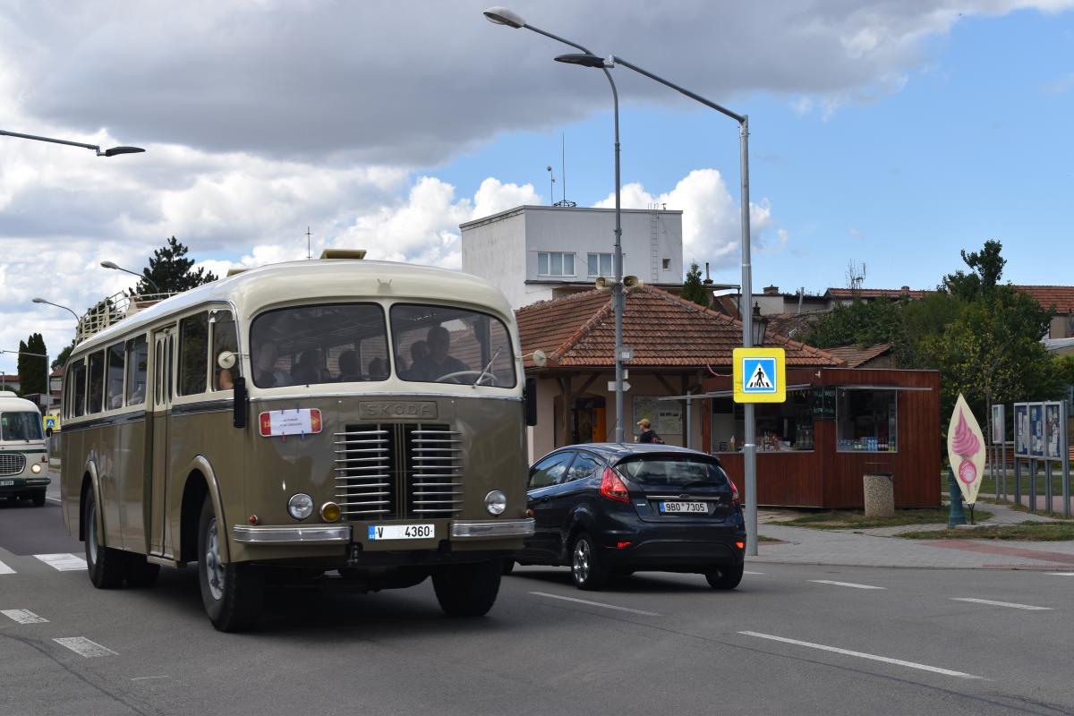 Veterán bus Kříž, už podeváté