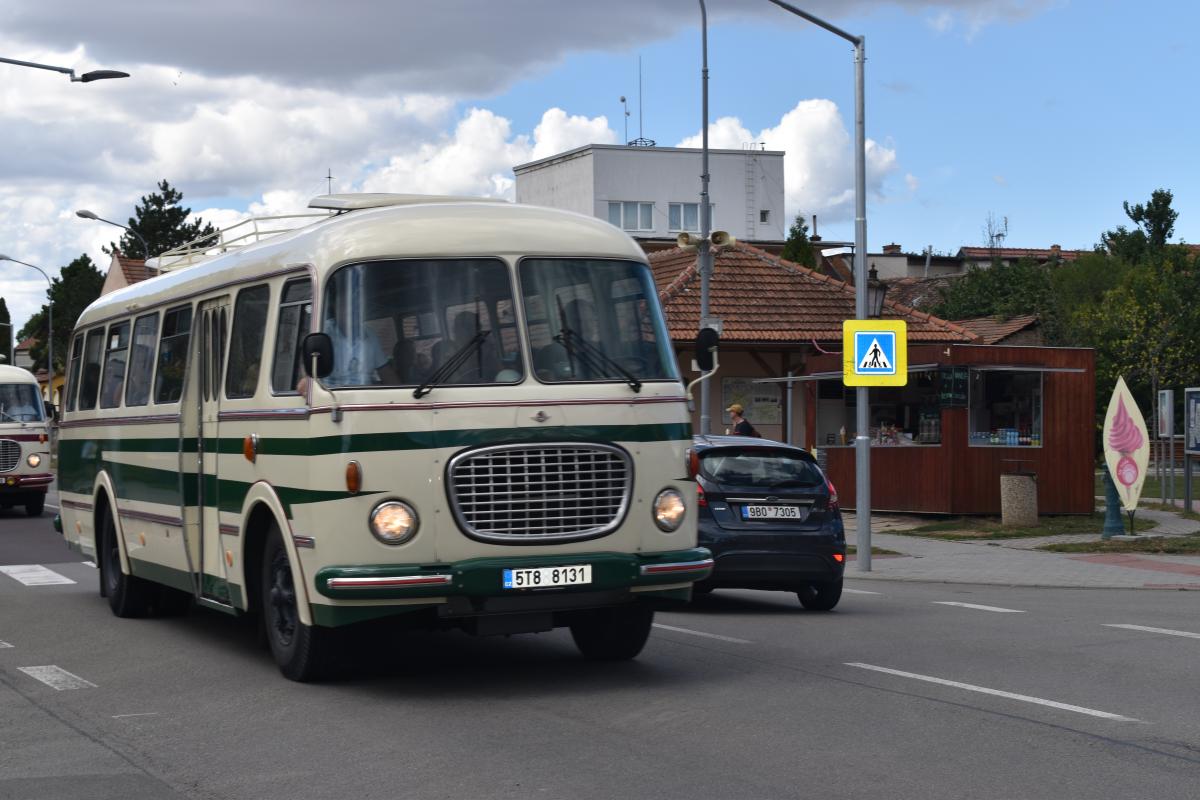 Veterán bus Kříž, už podeváté