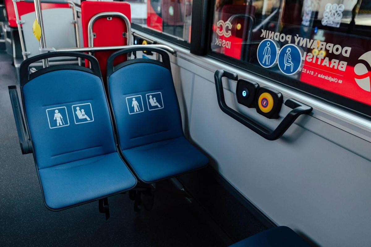 Bratislava získala tři elektrobusy Otokar zdarma jako kompenzaci